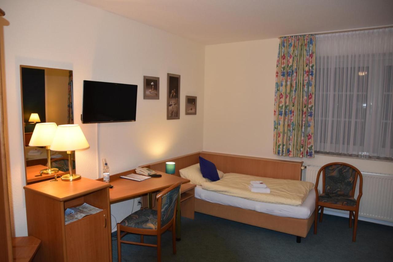 Hotel Zum Gesundbrunnen Bad Zwischenahn Εξωτερικό φωτογραφία